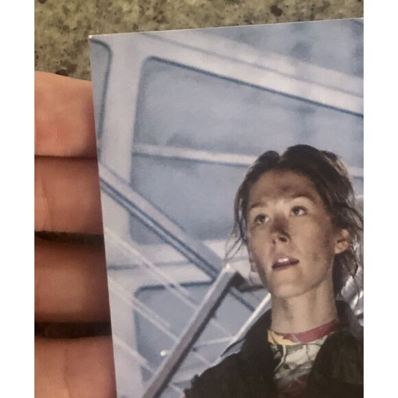 Jewel Staite (Firefly) 8x10 authentic signed photo - Picture 3 of 3